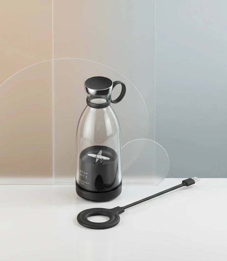 Licuador Portátil, tu compañera ideal de viaje y aventuras.