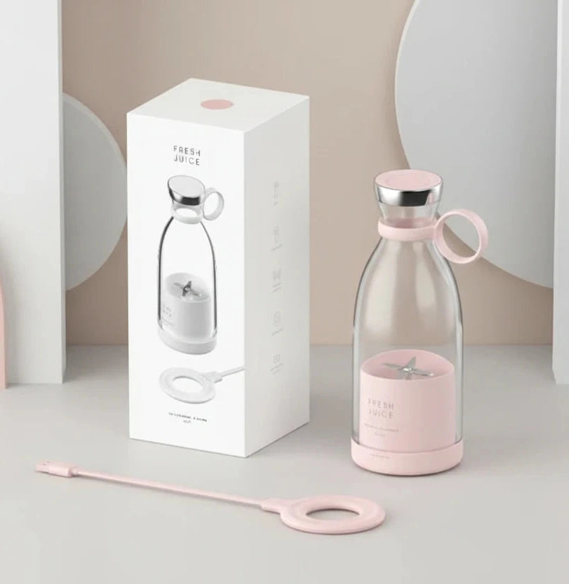 Licuador Portátil, tu compañera ideal de viaje y aventuras.